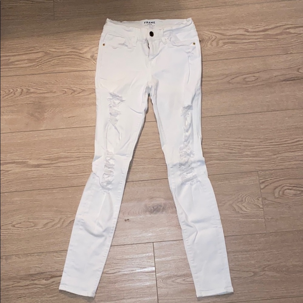 Frame Destructed Jeans